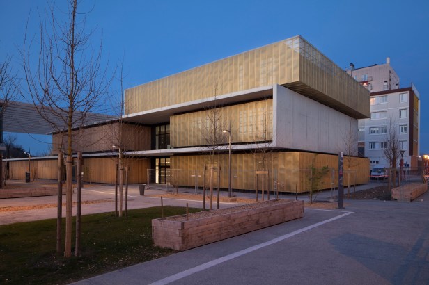 CentroEducativo-Pau-Franca-02