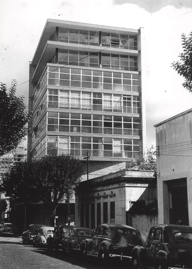 FIG_10_IAB-SP_01_Foto_GustavoNevesdaRochaFilho_1951